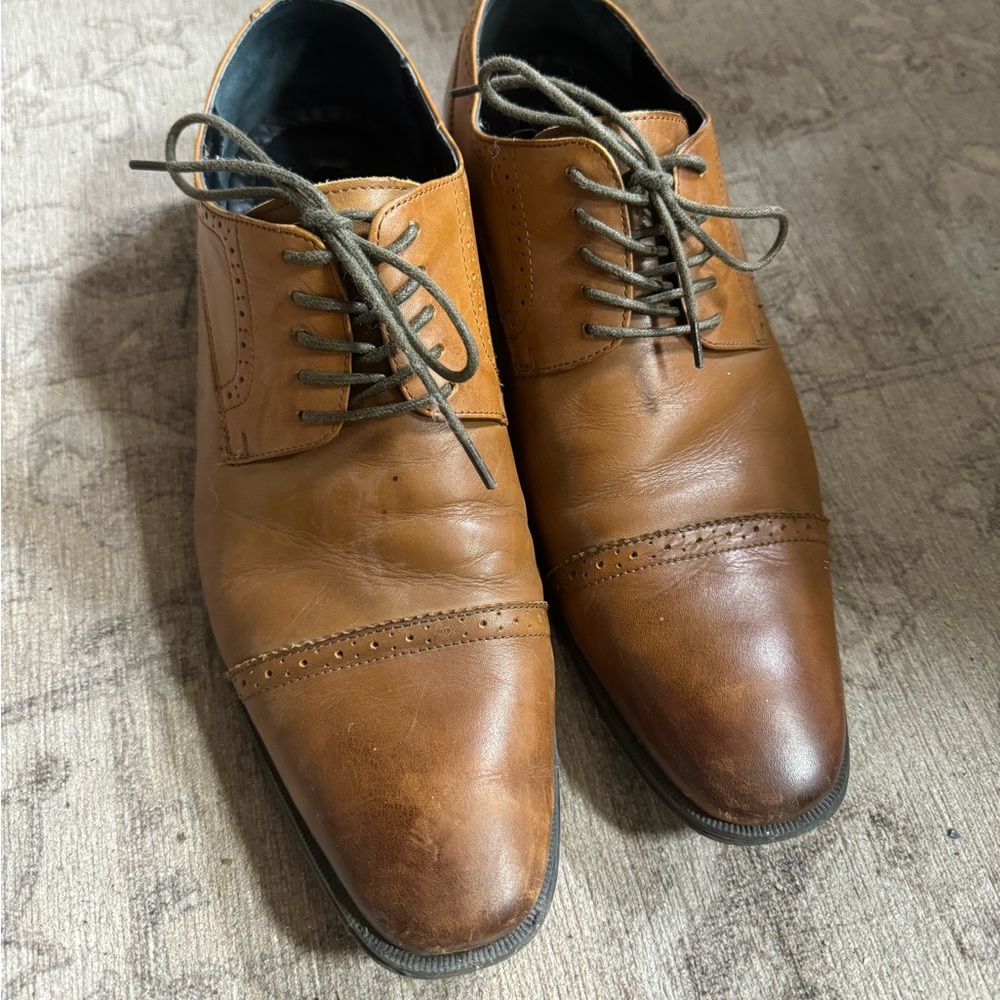 Alfani 369 flex Men’s tan dress shoes